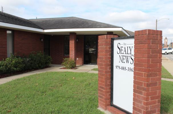 A new sign was installed at The Sealy News’ office at 327 Fowlkes Street in Sealy. HANS LAMMEMAN