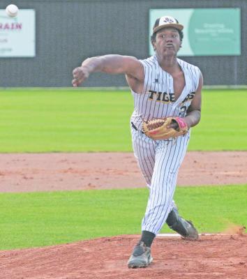 Tigers set up battle for second with El Campo