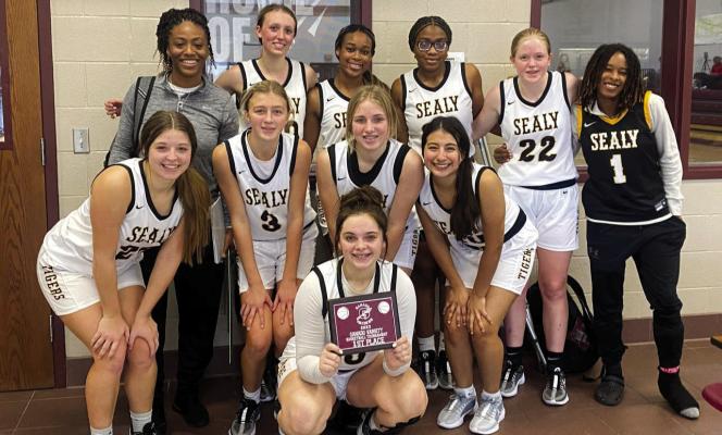 Lady Tigers capture first at Ganado tourney