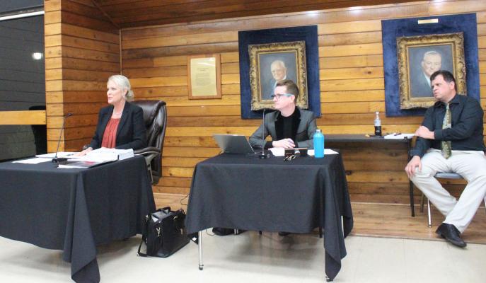 Sealy EDC Executive Director Kimbra Hill, left, attended her first meeting as Acting City Manager while former City Manager Warren Escovy remained seated behind city staff for his final Sealy City Council meeting as a staff member Tuesday, Jan. 4, at the W. E. Hill Community Center. HANS LAMMEMAN