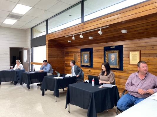 Sealy City Council and staff prepare for the June 15 regular meeting at the W.E. Hill Community Center. TIFFANIE YOUNG