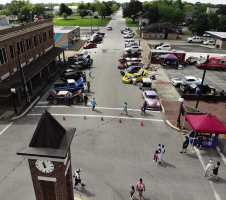 Car Show takes over streets of Sealy