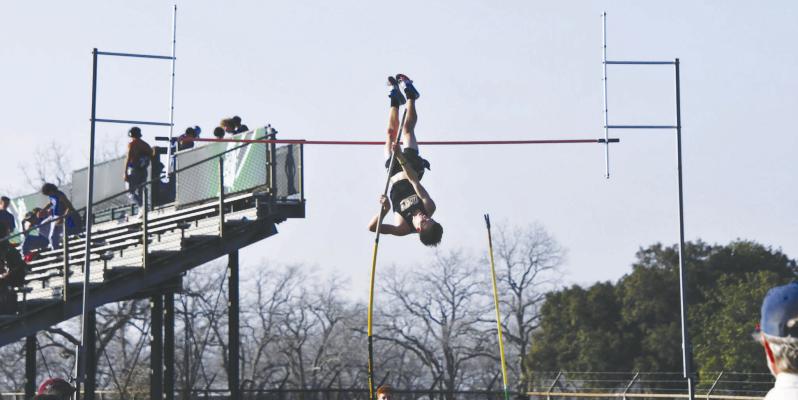 Sealy kicks off track/field season