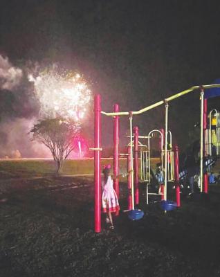 Hundreds of residents gathered at Mynarik Park Sept. 5 to watch the City of Wallis Labor Day Fireworks Show. HANS LAMMEMAN