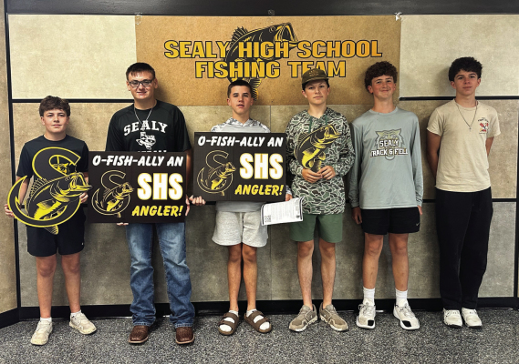 Hudson Novicke (left), Weston Tipp, Easton Oder, Jaxson Fikes, Jaxon King and William Thompson are Sealy High School students that signed up for the Sealy fishing team. COURTESY PHOTO