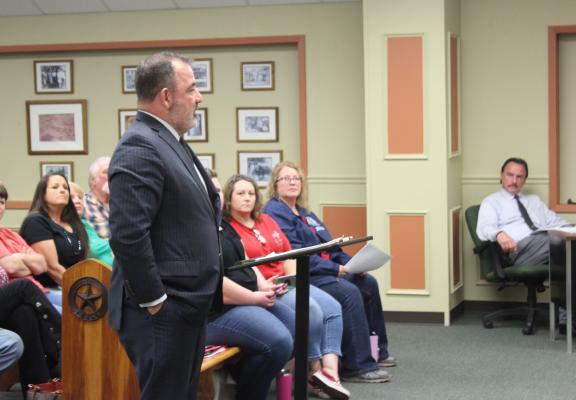 Attorney Rodney Drinnon identified himself as the personal attorney of David and Sheila Moseley during last Wednesday’s meeting. HANS LAMMEMAN