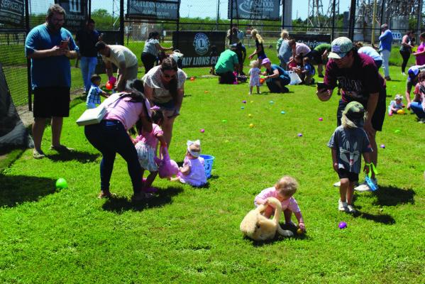 CELEBRATING EASTER IN SEALY
