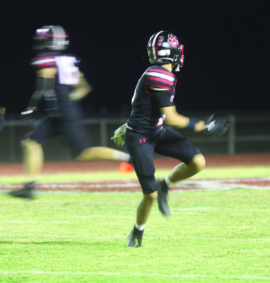JT Miles looks back at the quarterback after getting open on his route. SEALY NEWS | EVAN HALE