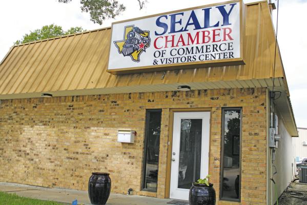 Chamber holds open house