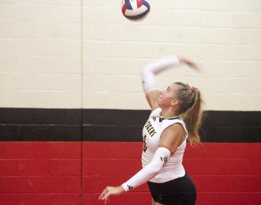 Baylee Brandes serves the ball to start the point. SEALY NEWS | EVAN HALE