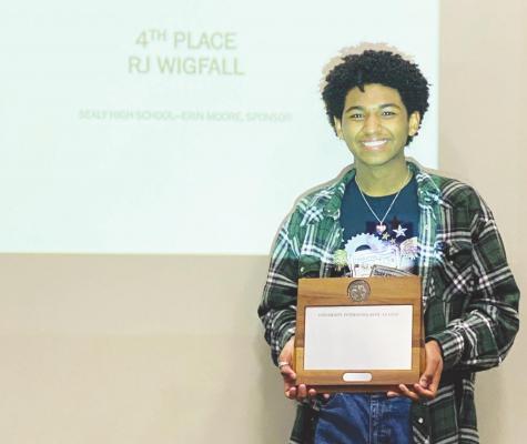 Wigfall earns fourth at state