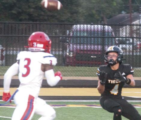 Sealy sophomore Weston Cryan leads the Tigers in receiving yards this season and appears to be a favorite target of quarterback Kane Killough. Here Cryan hauls in a long pass down the field during the contest with Brazosport. Photo by Jimmy Galvan