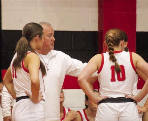 Lady Brahams head coach Mike Dewitz discusses strategy during a timeout. SEALY NEWS | EVAN HALE