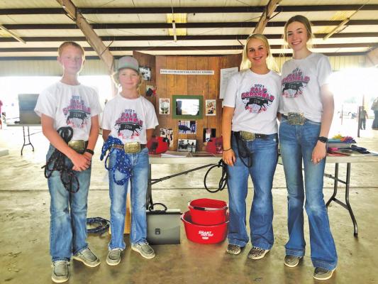 4-H at Bucket Calf Meeting