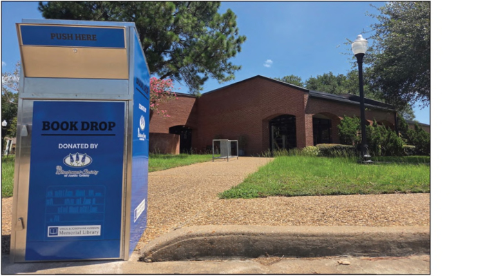 The Virgil and Josephine Gordon Memorial Library's new book drop, funded by a grant from the Bluebonnet Society of Austin County, sits outside the building in Sealy. Sealy News | Brenden Kipfer