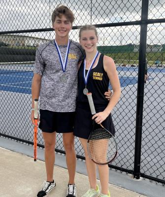 Sealy shines at Navasota tournament