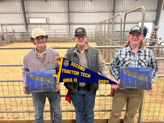 The team consists of Donnie Smart, Chaise Richter, and Chase Hardin.