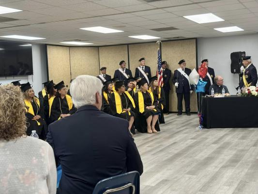 Sealy citizens complete citizenship course