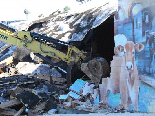 Nov. 11, crews destroyed the Citizens State Bank building that featured a mural of Sealy’s history that was painted on in 2015 due to poor building conditions.