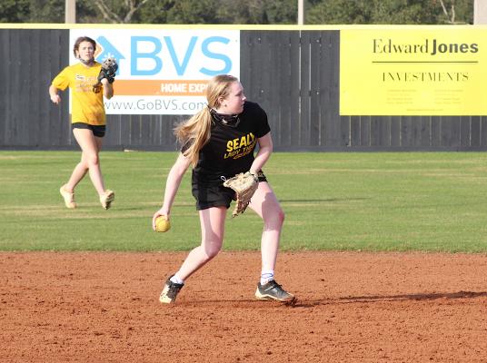 Lady Tiger senior Justice Jett turns to flip to second base to get an out during the intrasquad scrimmage last Friday afternoon at Sealy High School. (Cole McNanna/Sealy News)