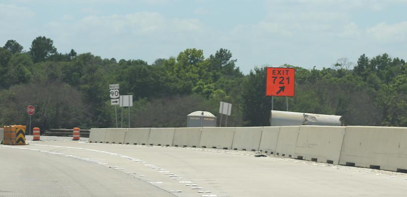 Starting Friday night, westbound travelers will have to use Exit 721 to leave I-10 and access Highway 90 in Sealy while the exit ramp to Highway 36 is closed for approximately two months according to TxDOT. COLE McNANNA