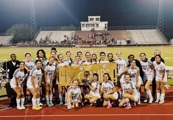 What an incredible night for the Sealy Lady Tigers. After an intense battle against Bellville March 14, the team pulled off an amazing victory in sudden death PKs 5-4 to capture the district championship. Sealy now sits at 21-3 overall, 14-0 in district play. Lady Tigers lasso Brahmaettes BY EVAN HALE EVAN.HALE@COLORADOCOUNTYCITIZEN. COM The Sealy Lady Tigers picked up their 12th win of the season after they defeated the East Bernard Brahmaettes 4-1. The Lady Tigers won the game, but it took a while for the