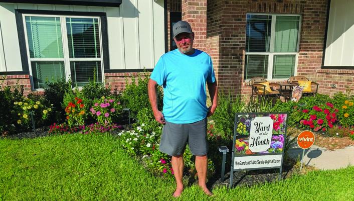 The Garden Club of Sealy named it’s Yard of the Month – August to Brandy and Jeff Coen 513 Buckhorn Street (Hunters Crossing Subdivision). Anyone seeking to nominate a homeowner or business for Yard of the Month? Send your nomination to thegardenclubofsealy@gmail.com