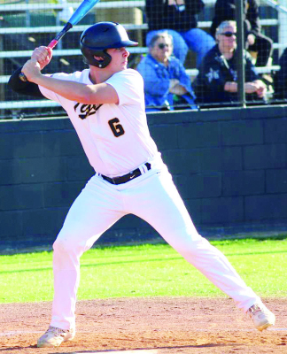 Reese Reichardt hit an RBI single to open the scoring against Texas 12 SEALY NEWS | EVAN HALE