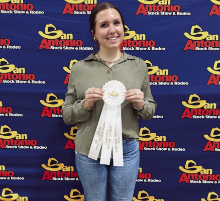 The Brazos FFA Floriculture Team took on San Antonio, and they did a great job. Rylea Roecker brought home the 3rd place individual ribbon and the team placed 11th overall Other floral team members include Megan Krueger, Nadalli Smith and Trinity Melnar.