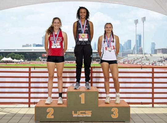 Cougarette wins silver medal at state track meet