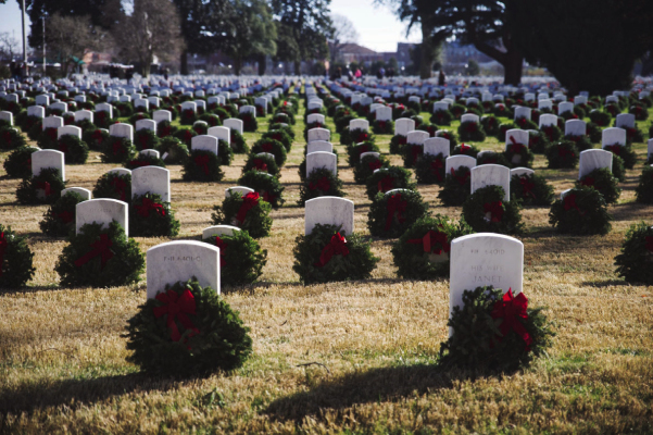 SHS to honor fallen vets with wreaths