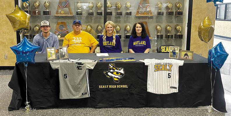 Kelley signs with Wayland Baptist