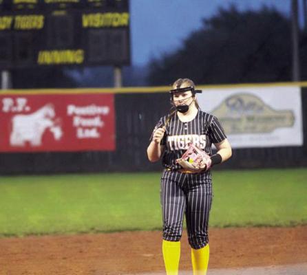 Charlee Ramos recorded six strikeouts in the win against Navarro. SEALY NEWS | EVAN HALE