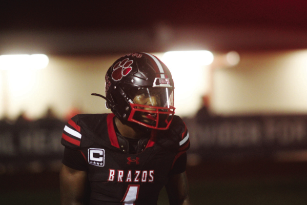Brazos Cougars senior quarterback Jarvse Dickerson will continue his football career at UTSA. SEALY NEWS | EVAN HALE