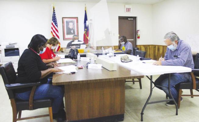 The San Felipe City Council discussed updates to the town’s drainage project during the regular meeting Tuesday, Oct. 12. HANS LAMMEMAN