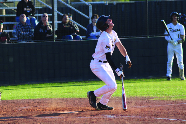 Max Hinze watches the ball after hitting a pop fly. SEALY NEWS | EVAN HALE