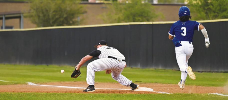 Sealy senior Rylan Reichardt reaches for a throw during a recent contest. COURTESY PHOTOS
