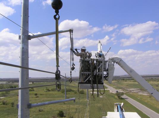 LCRA to build power plant.