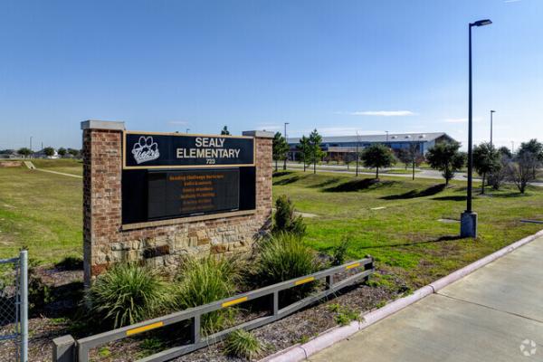 Sealy Elementary again named top state honor