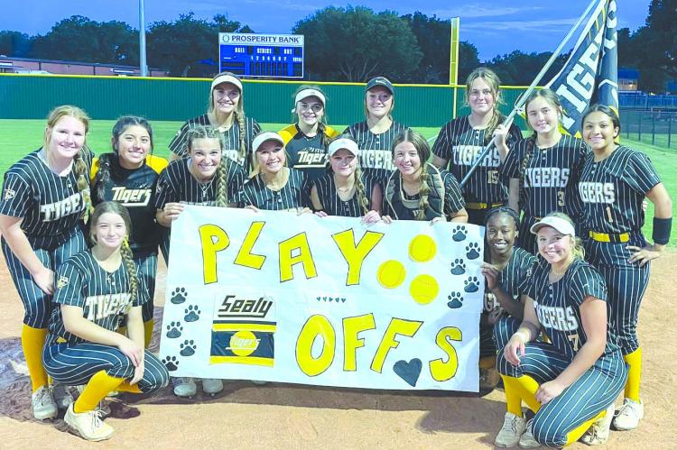 Sealy’s Lady Tigers are headed to the softball playoffs as the second place team out of District 24-4A after defeated El Campo Monday night in Wharton. PHOTO BY ABENEZER YONAS